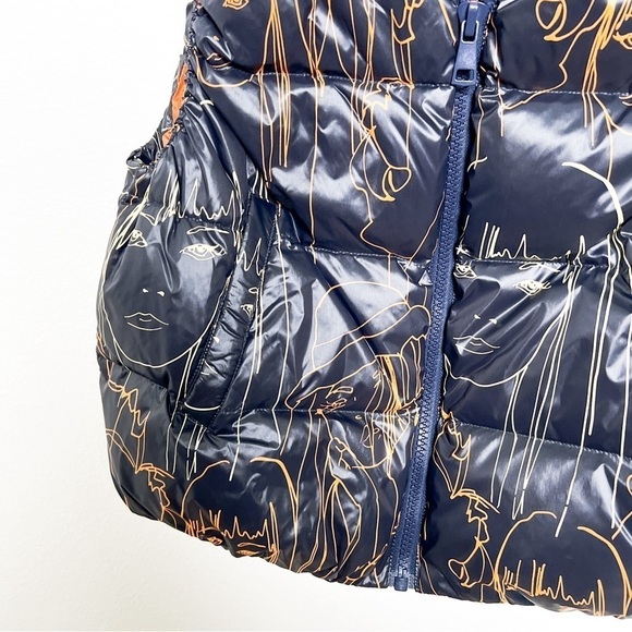Sosken Studios JODY NAVY PORTRAIT PRINT DOWN PUFFER VEST SIZE 1 S - Picture 5 of 11